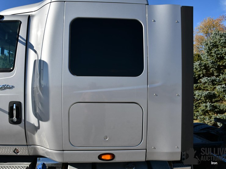 2017-international-prostar-image-16