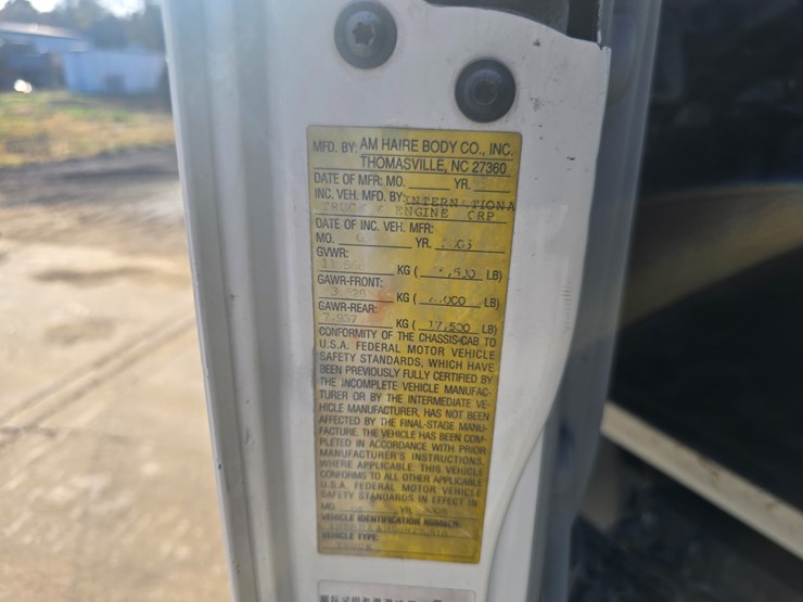 international-durastar-4300-image-48