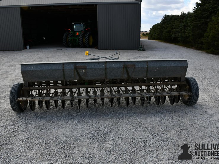 john-deere-b-image-6