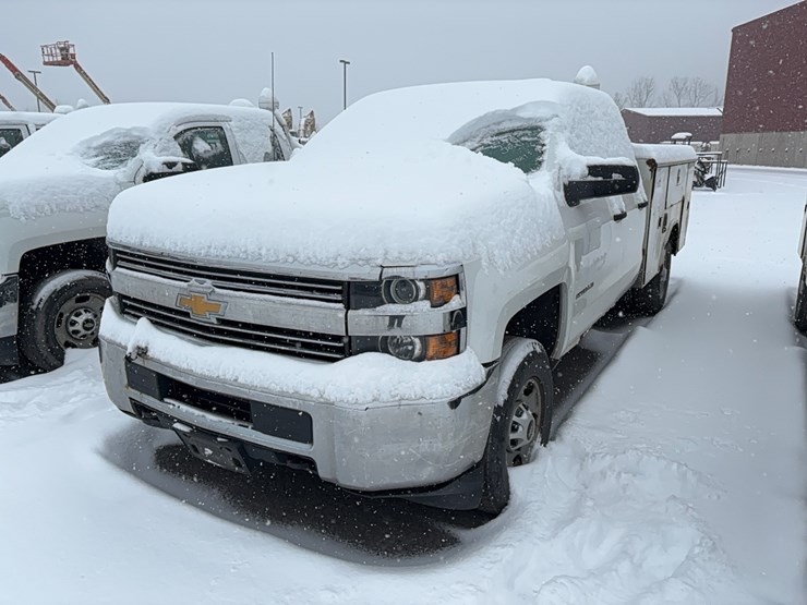 chevrolet-2500hd-image-1