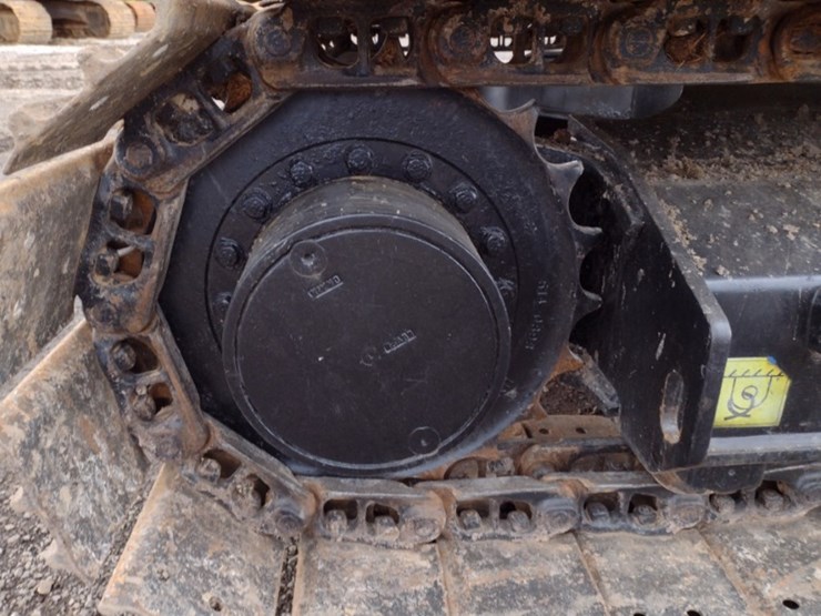 caterpillar-307.5-image-37