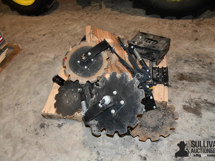 pallet-of-farm-support-image-8