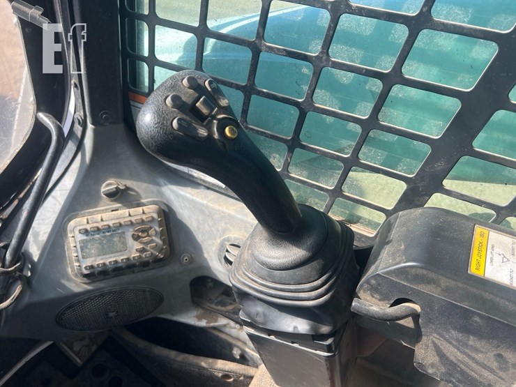 bobcat-t770-image-25