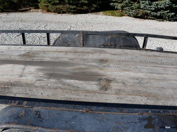 1998-m-&-m-mfg-t/a-utility-trailer-image-13