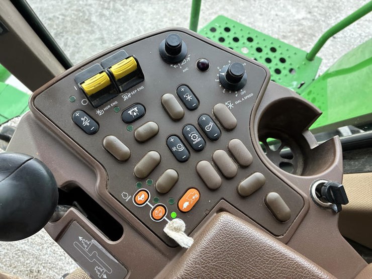 john-deere-9550-image-107