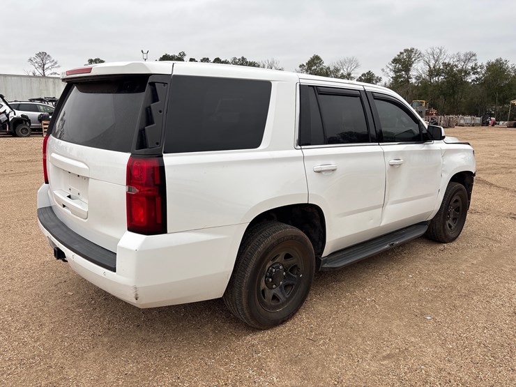 chevrolet-tahoe-image-3