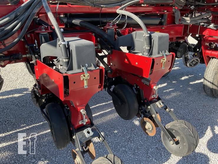 case-ih-1250-image-44