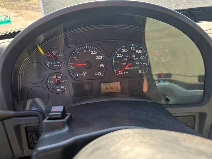 international-durastar-4300-image-58