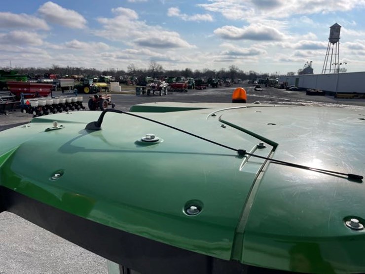 john-deere-s680-image-102