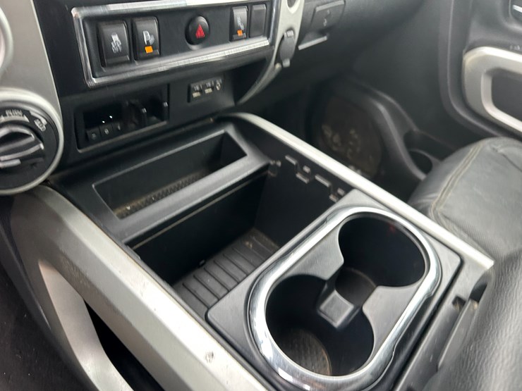 2019-nissan-titan-image-44