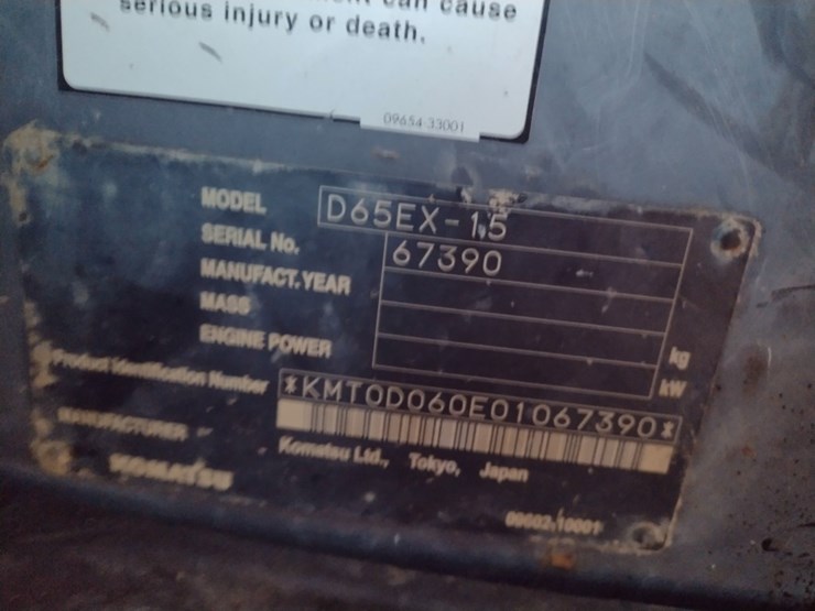 komatsu-d65ex-15-image-5