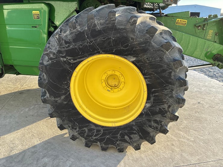 john-deere-7720-titan-ii-image-28
