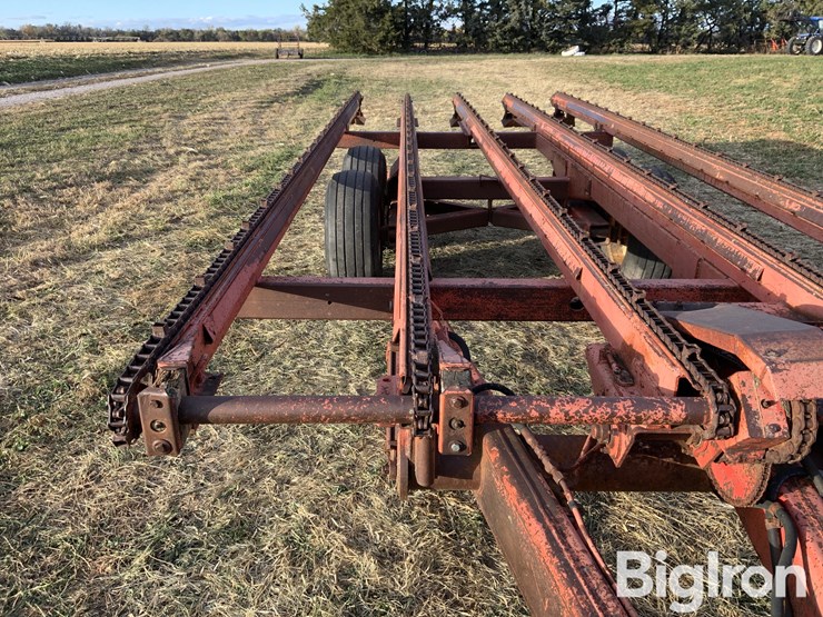 hesston-60a-stack-mover-image-14