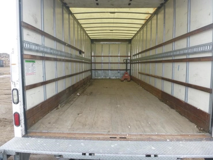 2019-international-durastar-4300-image-10