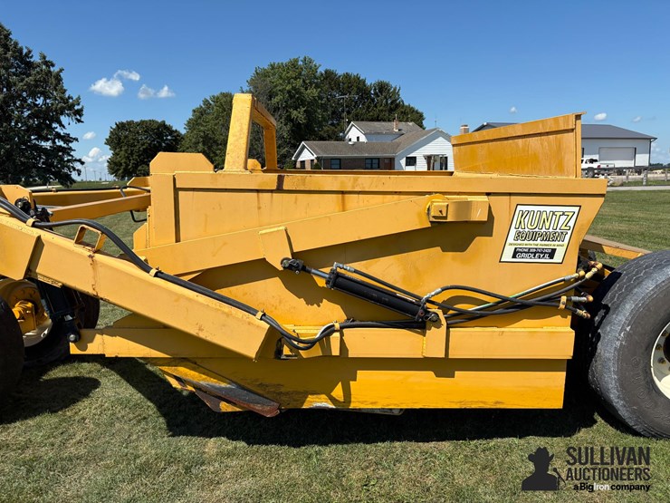 2015-kuntz-900-9-yd-pull-type-scraper-image-12