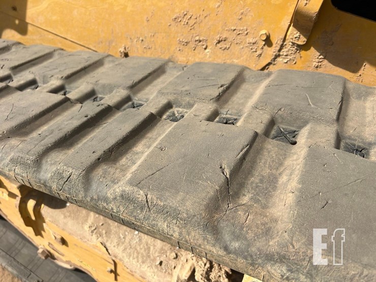 2019-caterpillar-259d-image-25