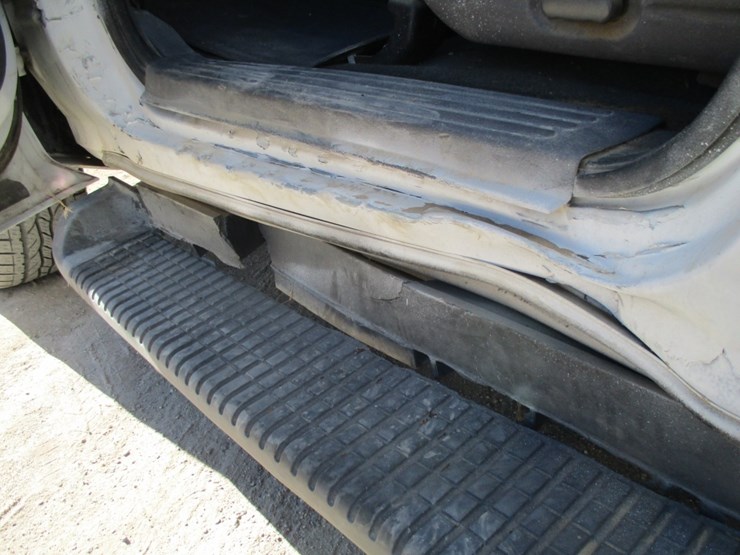 ford-explorer-xlt-image-12