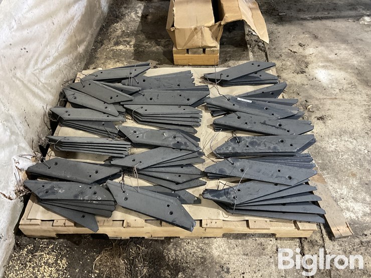 nichols-h151617-hiniker-cultivator-blades-image-5