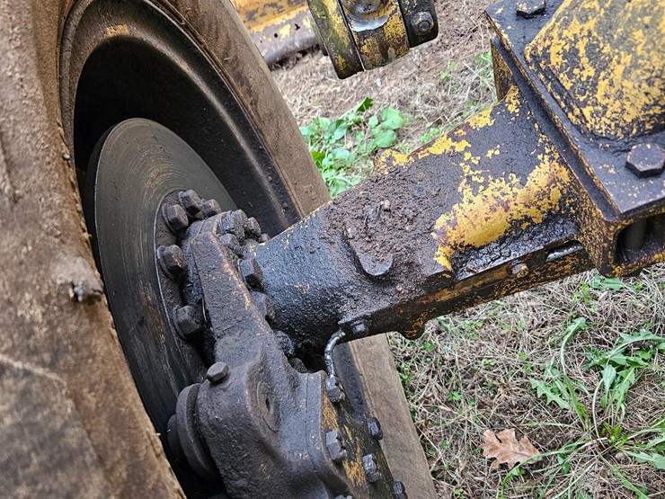 caterpillar-920-image-50