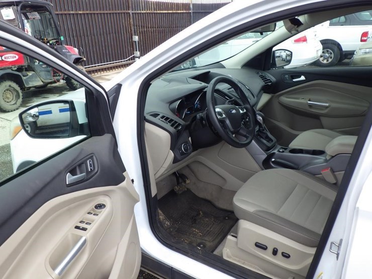 2016-ford-escape-image-5