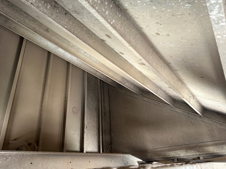 2014-timpte-hopper-bottom-image-32