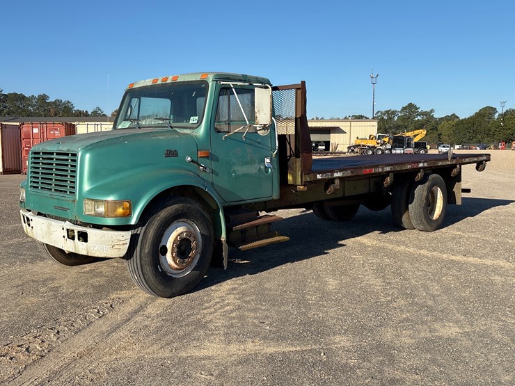 international-4700-image-1