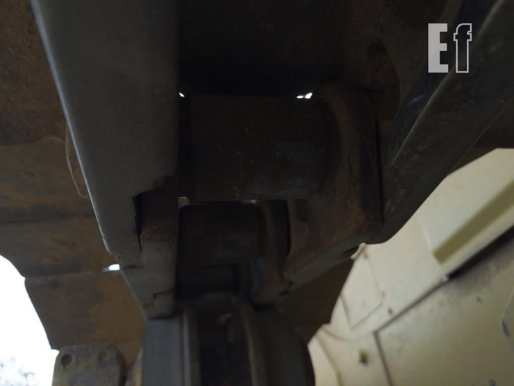 caterpillar-d6d-image-15