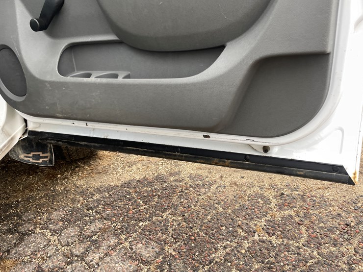 2010-chevrolet-1500-image-47