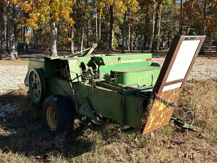 john-deere-336-image-7