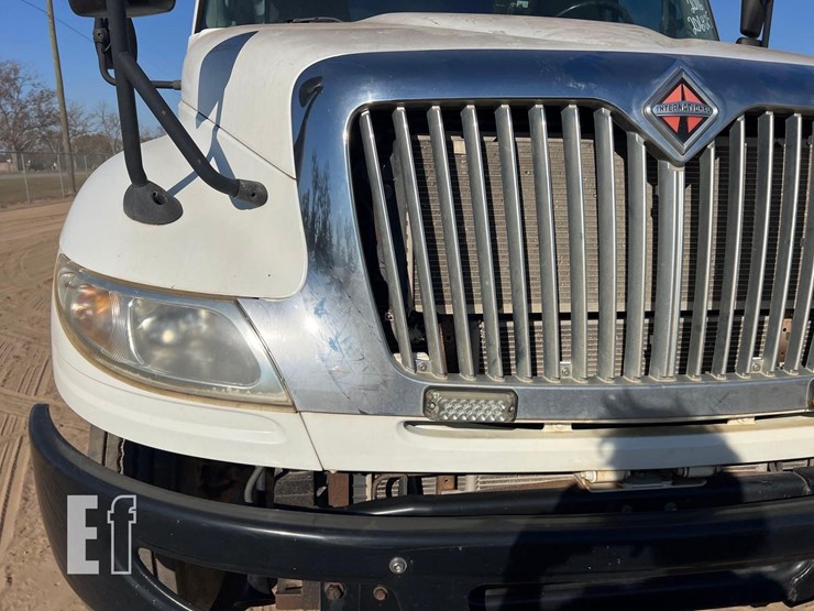 international-durastar-4300-image-21