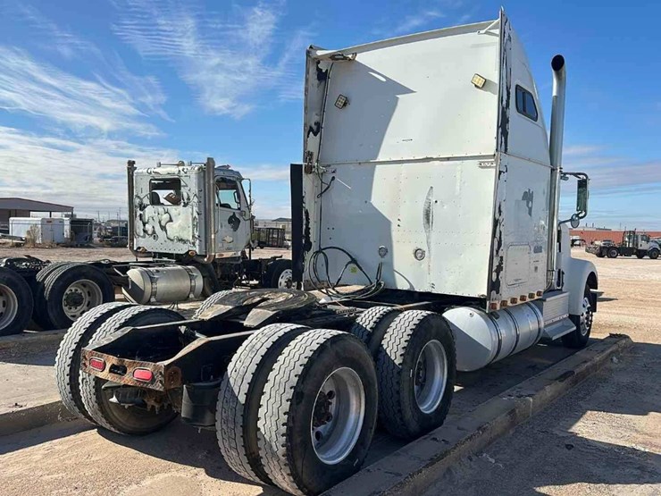 international-9900i-image-3