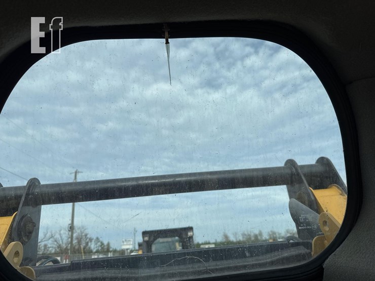 caterpillar-259d3-image-35