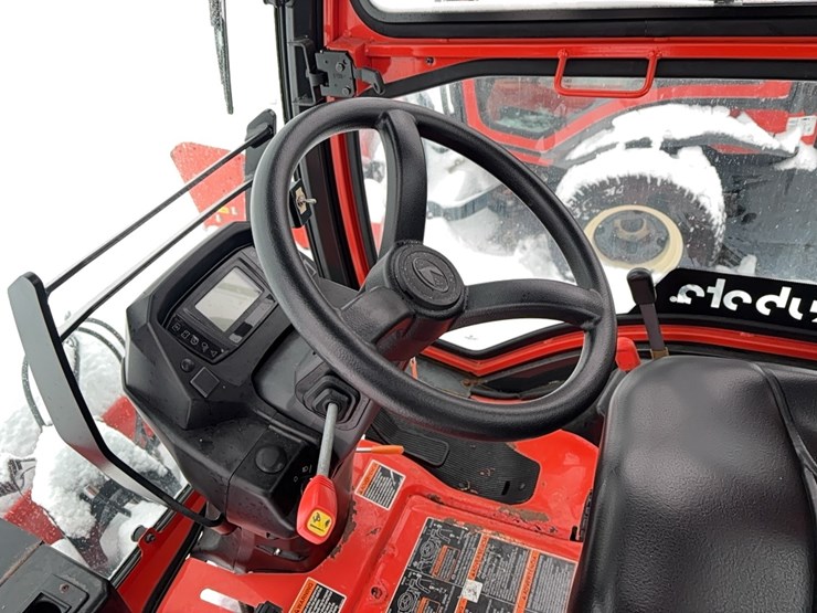 2022-kubota-f2690-image-8