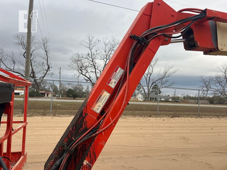 2000-jlg-800a-image-11