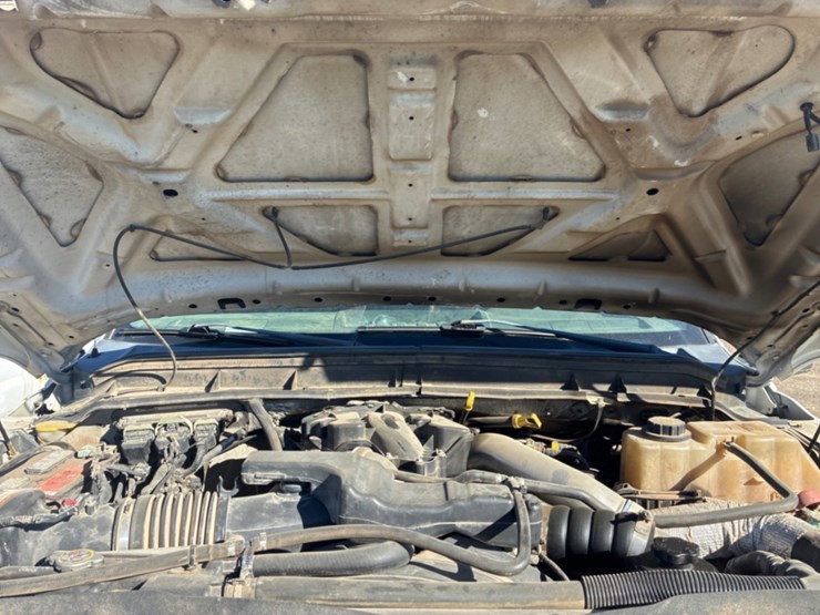 ford-f350-xl-image-5