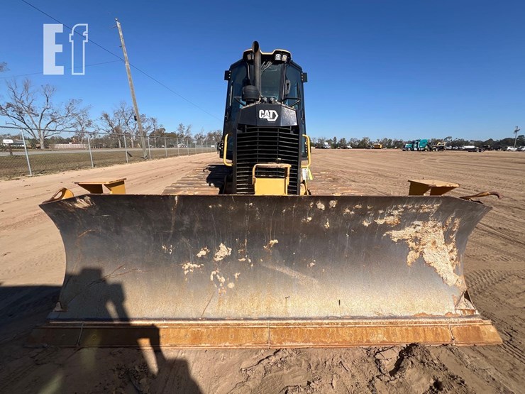 2022-caterpillar-d3-lgp-image-9