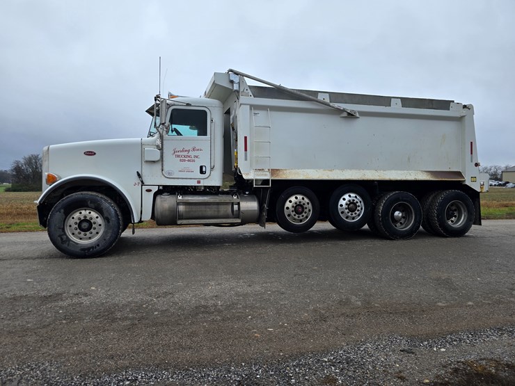 peterbilt-367-image-8