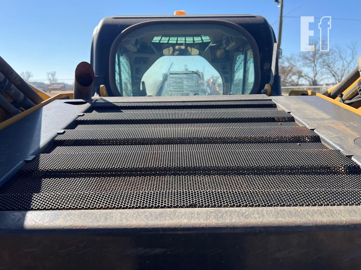 caterpillar-262d-image-13