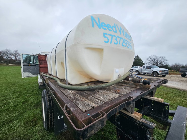 freightliner-fl70-image-69