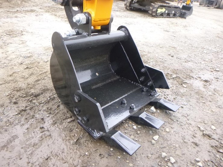 2025-vicsec-vc15-hydraulic-excavator-image-9