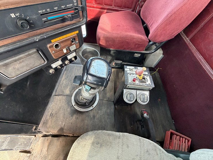 national-1100-image-37