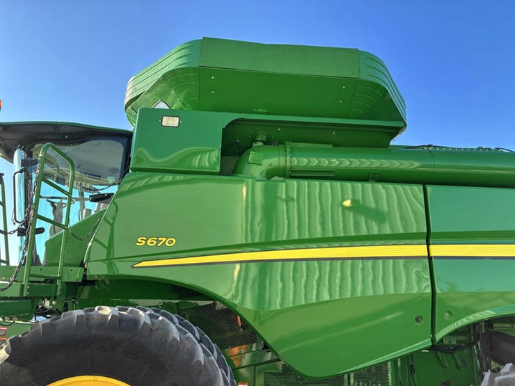 john-deere-s670-image-29