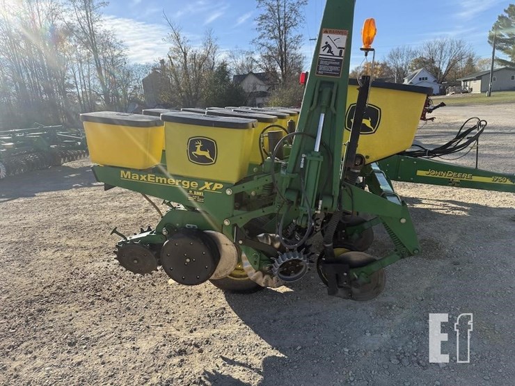 2005-john-deere-1750-image-4