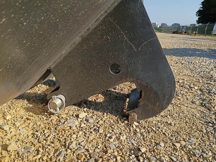 #21917-•-hydraulic-breaker-mount-for-skid-steer-image-5