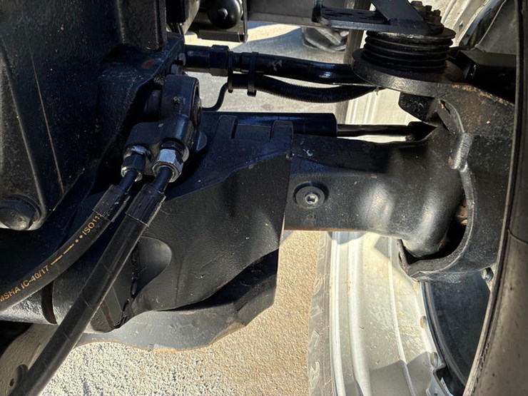 case-ih-magnum-305-image-49