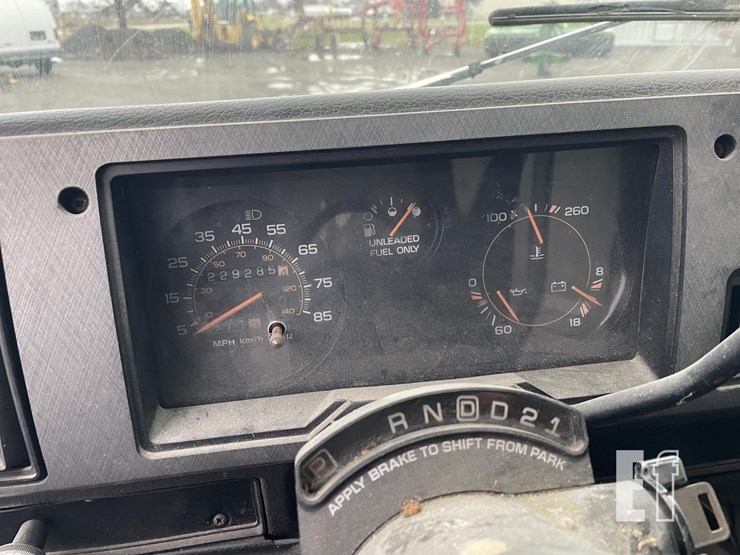 1993-gmc-3500-image-22