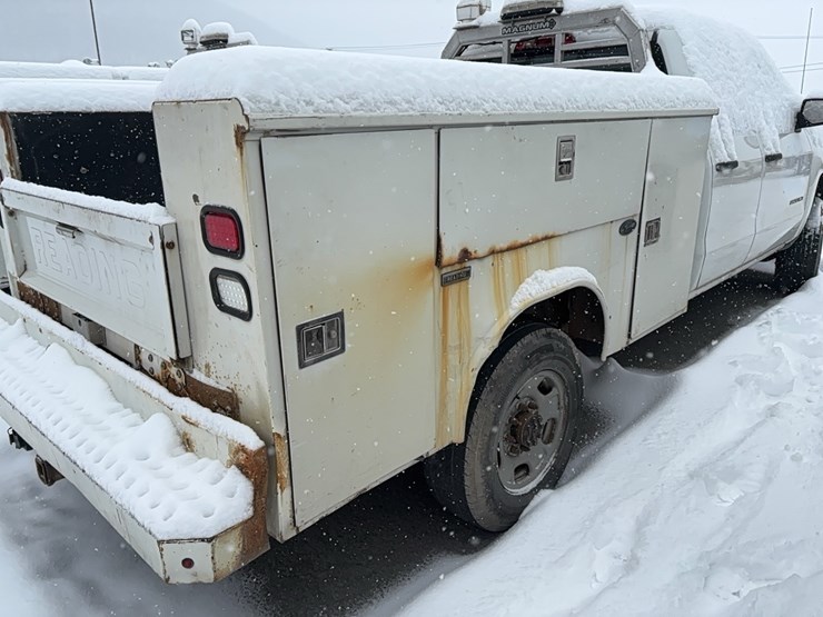 2016-chevrolet-2500hd-image-4