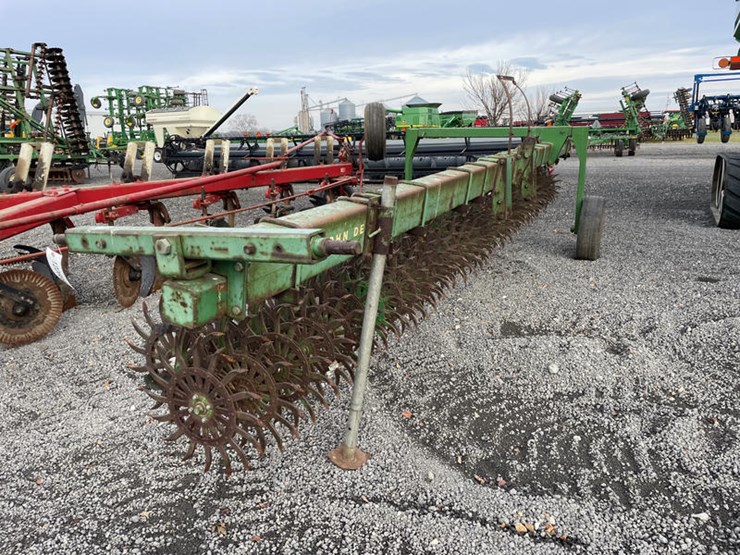 john-deere-400-image-3