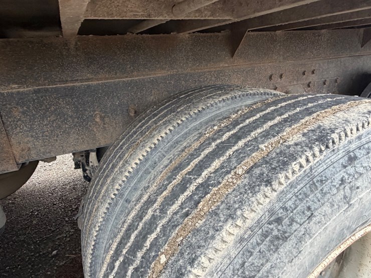 kenworth-t800-image-11