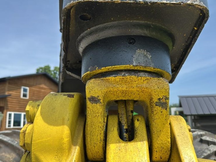 john-deere-2010-image-59